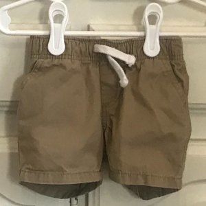 Old Navy Cotton Khaki Shorts, 3/6 months
